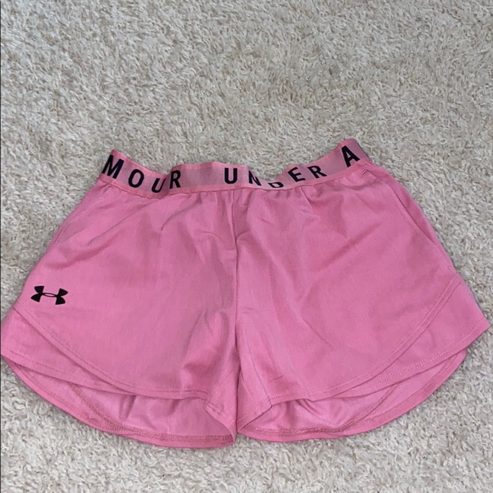 pink shorts